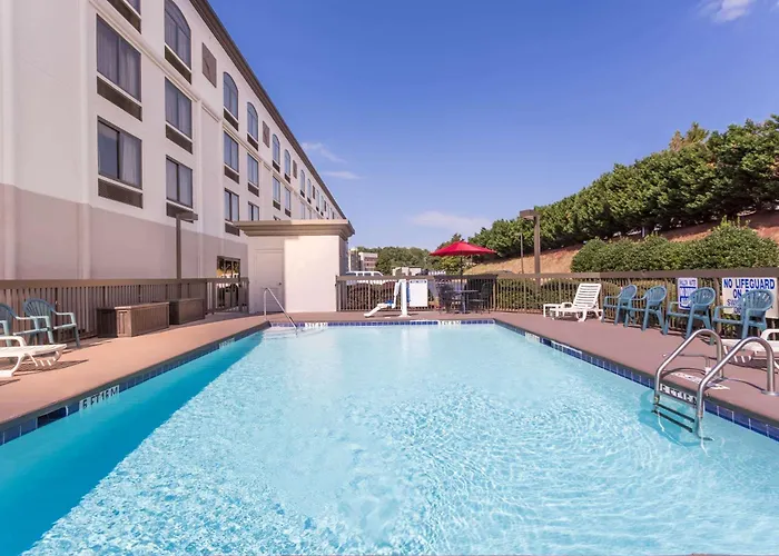 Hotel: Wingate By Wyndham Greenville Airport